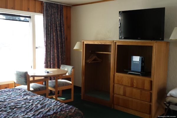 Bend Riverside Inn and Suites Bend